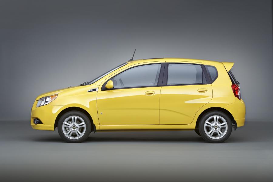  Chevrolet Aveo5 LT 2009 года  (фото 11 из 27)